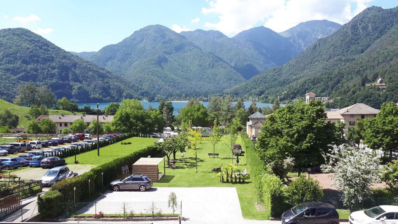 Ledro Lake Suite "Pur" Mezzolago Exteriér fotografie